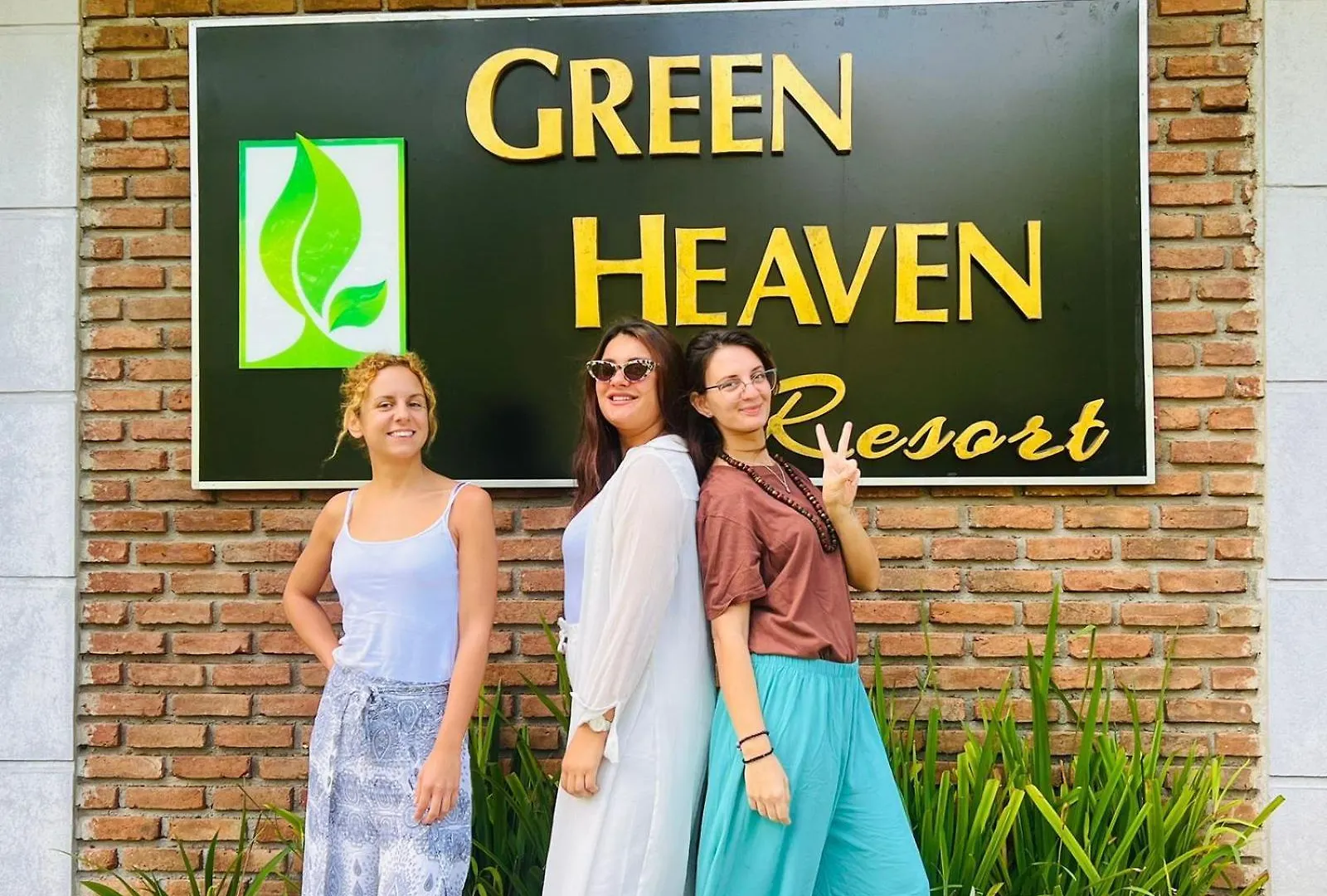 Green Heaven Resort キャンディー ホテル
