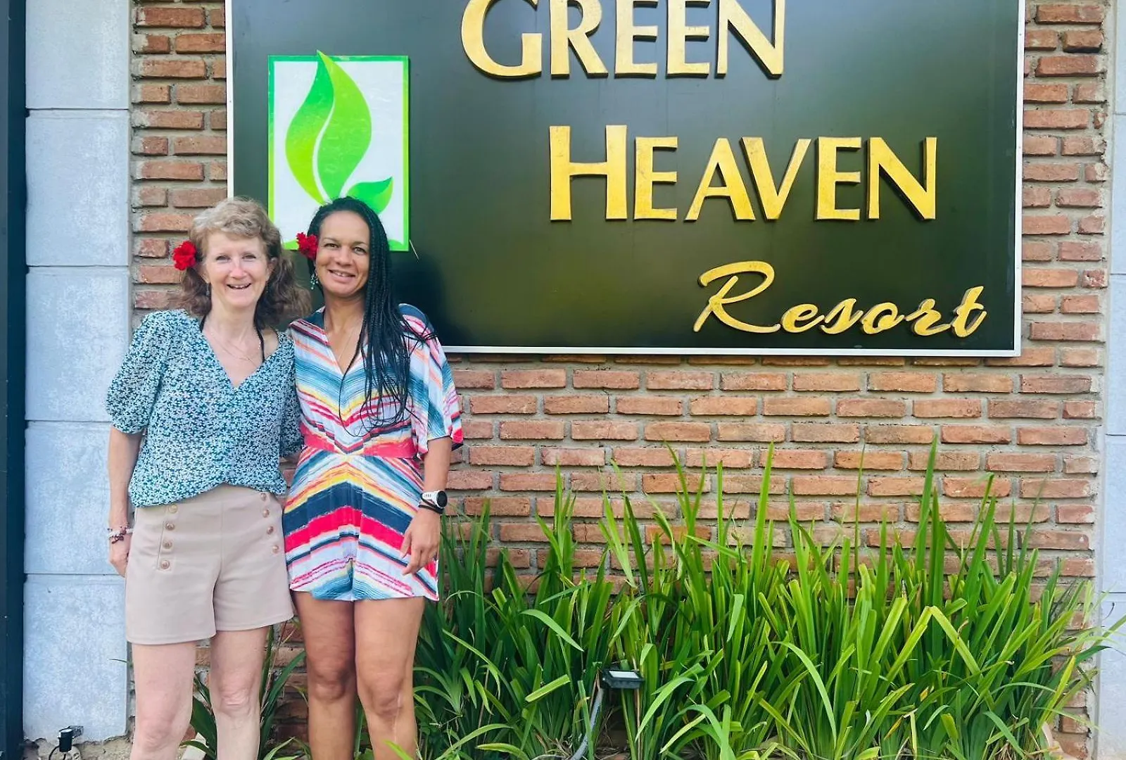 Green Heaven Resort キャンディー ホテル